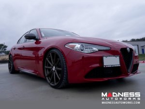 Alfa Romeo Giulia Side Trim Kit - Quadrifoglio Style - Carbon Fiber